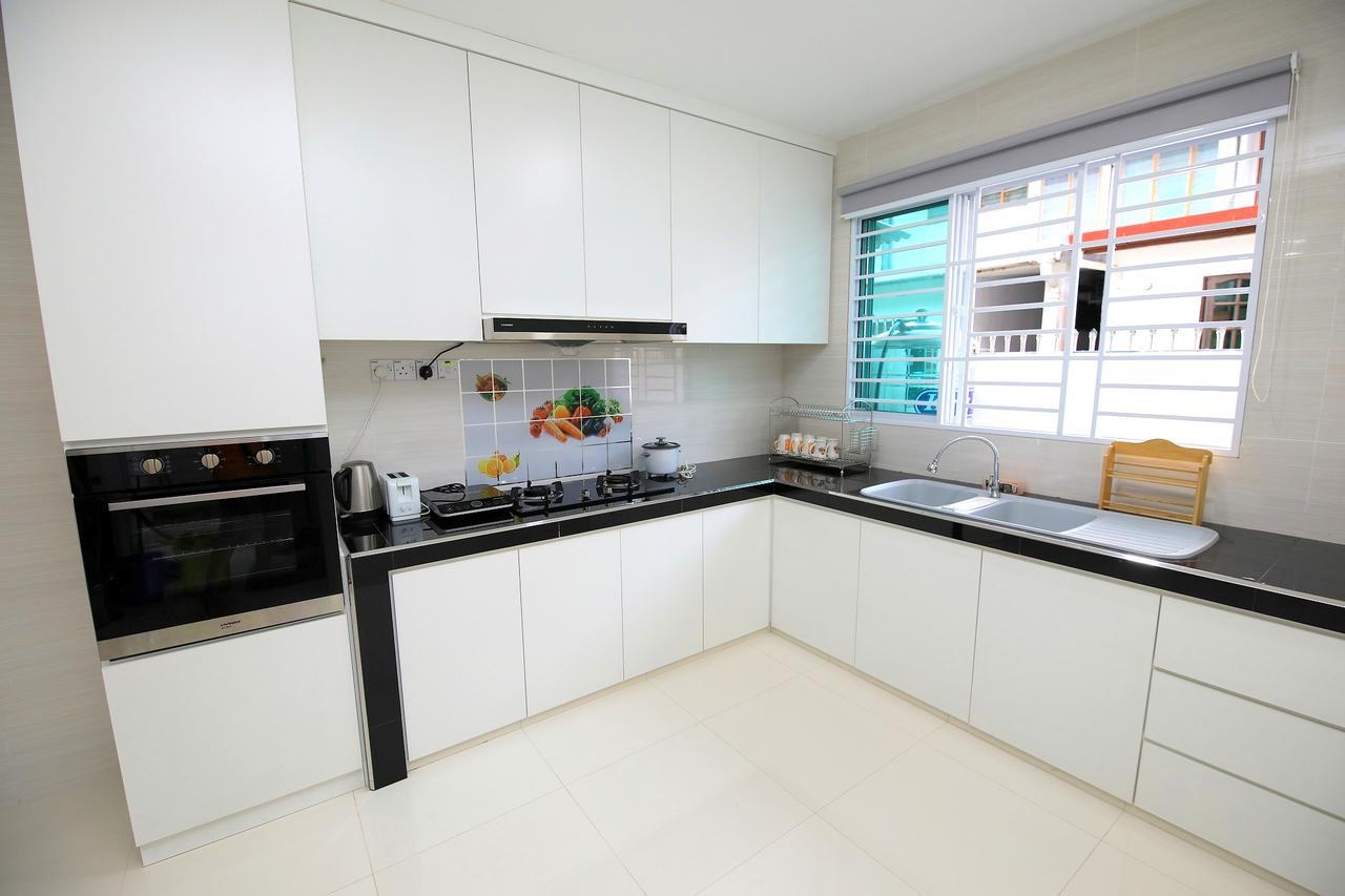 722 Homestay Kuching Exterior photo