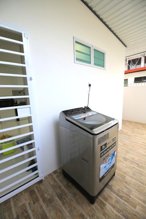 722 Homestay Kuching Exterior photo